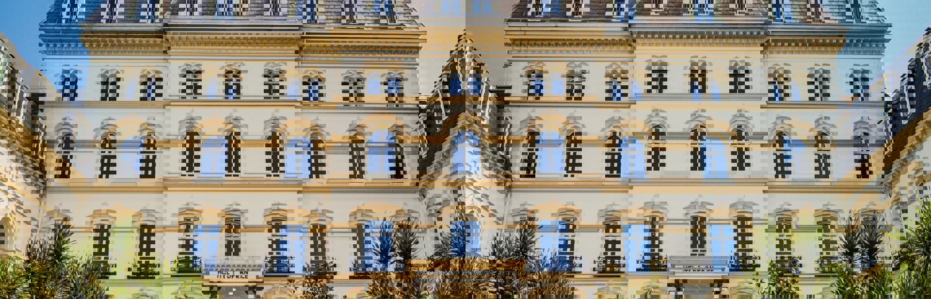 Hotel De France Exterior Min