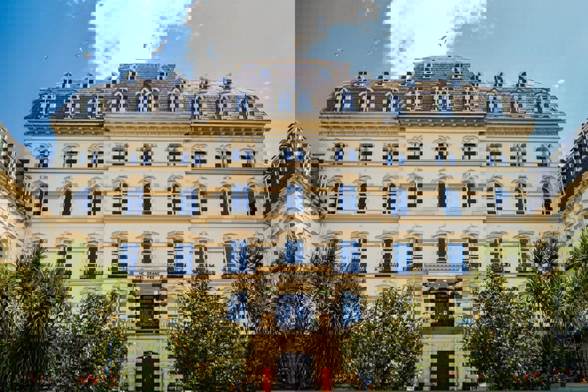 Hotel De France Exterior Min