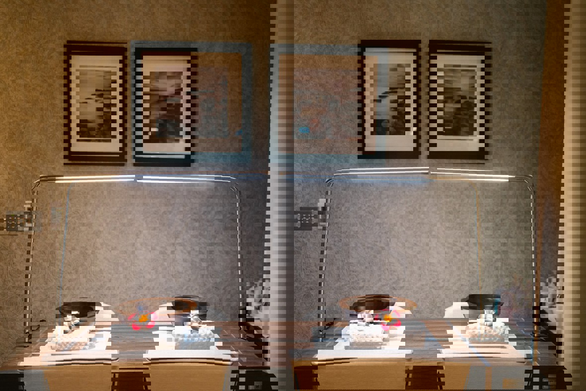 08.29 The Grand Hotel 0023 0918 Min