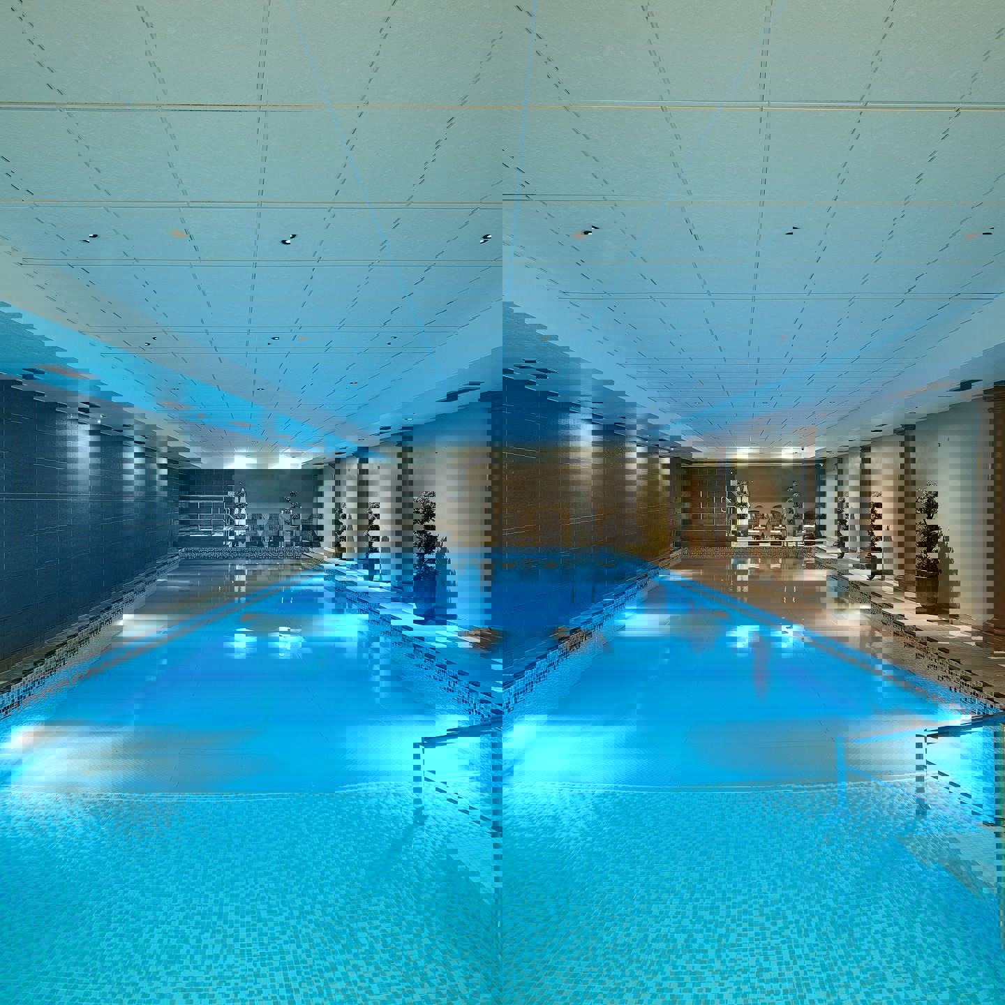 2022 GJH Swimming Pool Jdeg 01 Min